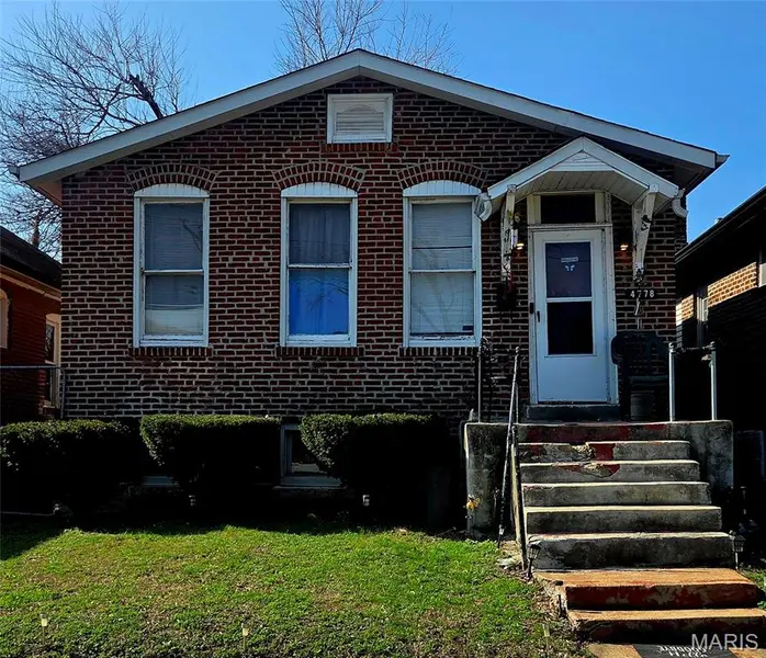 4778 Highland AVE, St Louis, MO 63113