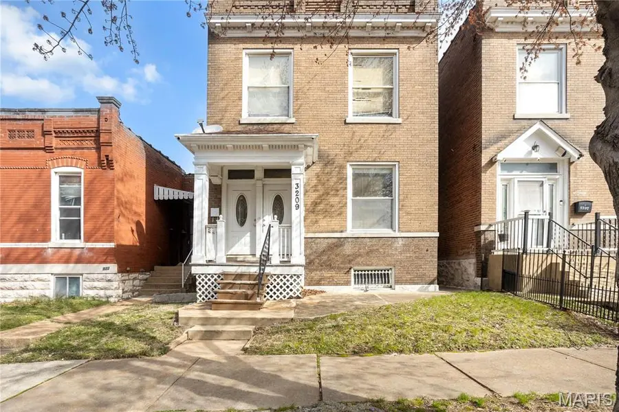 3209 Taft AVE #2, St Louis, MO 63111