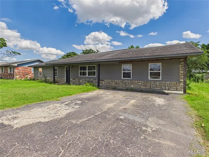 503 Barrett DR, Malden, MO 63863
