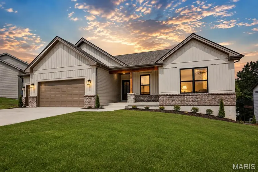 2409 Fiddlers Close RD #111 STB Inventory Ready, Washington, MO 63090