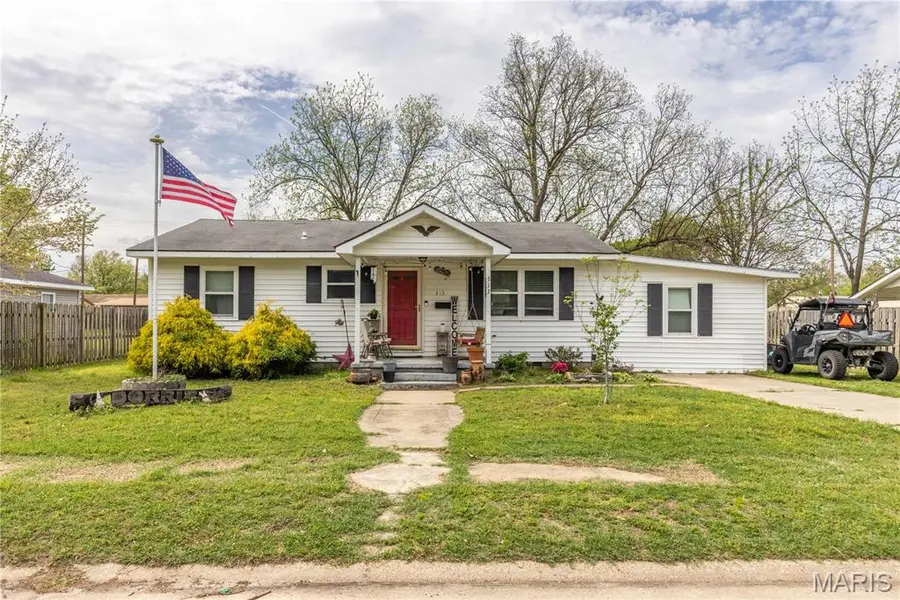 313 W Pine Street, East Prairie, MO 63845