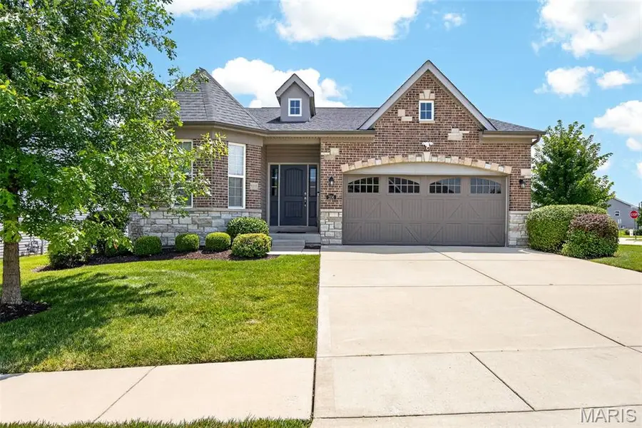 206 Partinico PL, St Peters, MO 63376