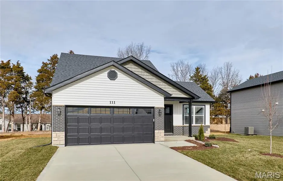 28728 Woodland Heights DR, Warrenton, MO 63383
