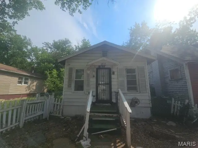 4834 Calvin AVE, St Louis, MO 63115