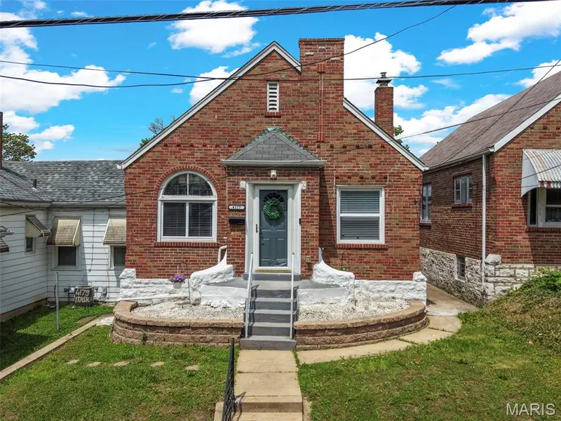 4177 Itaska ST, St Louis, MO 63116
