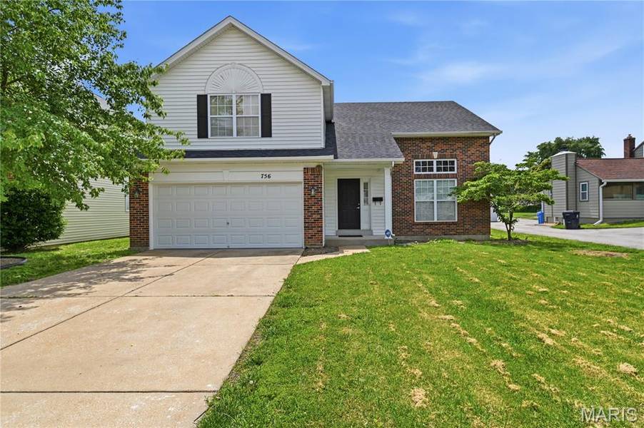 756 Charbonier RD, Florissant, MO 63031