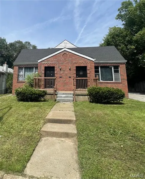 8873 Lowell ST, St Louis, MO 63147