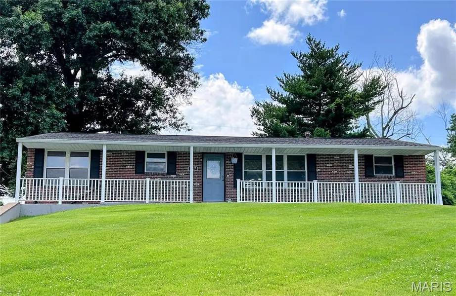 1107 Virginia AVE, Crystal City, MO 63019