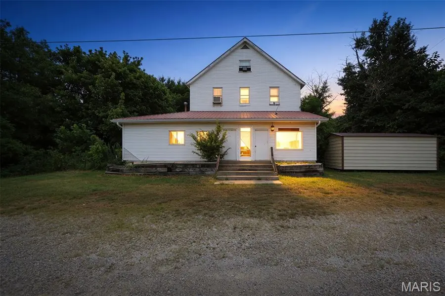 8985 Old Lemay Ferry RD, Hillsboro, MO 63050