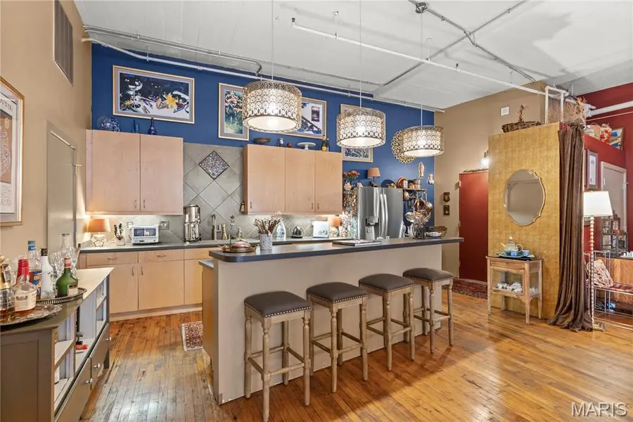 1010 Saint Charles ST #701, St Louis, MO 63101