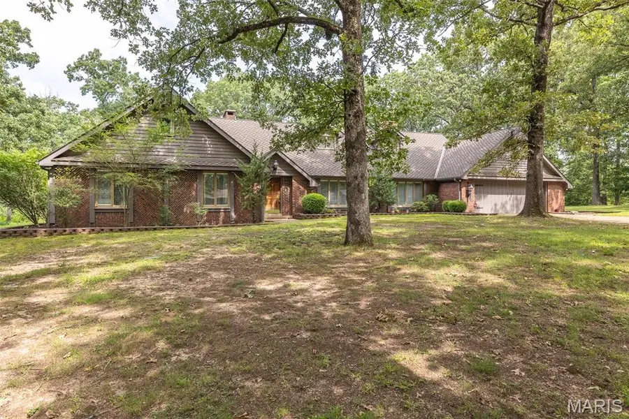 1301 Lurlyn DR, Poplar Bluff, MO 63901