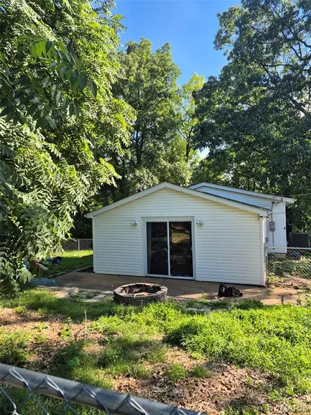 4736 Orchard Cors, Barnhart, MO 63012