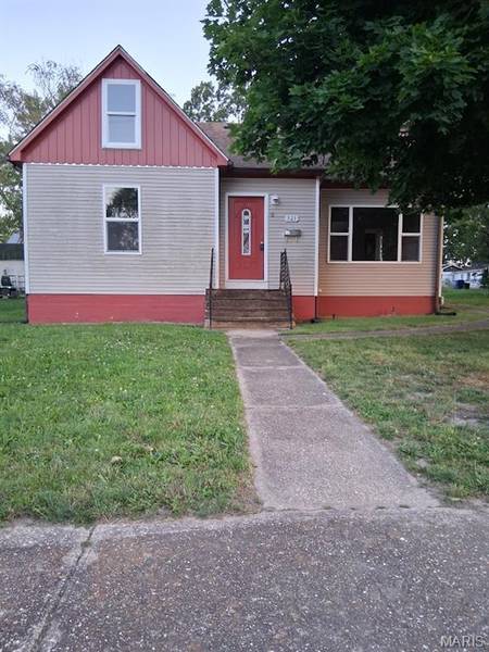303 W 8th ST, Salem, MO 65560