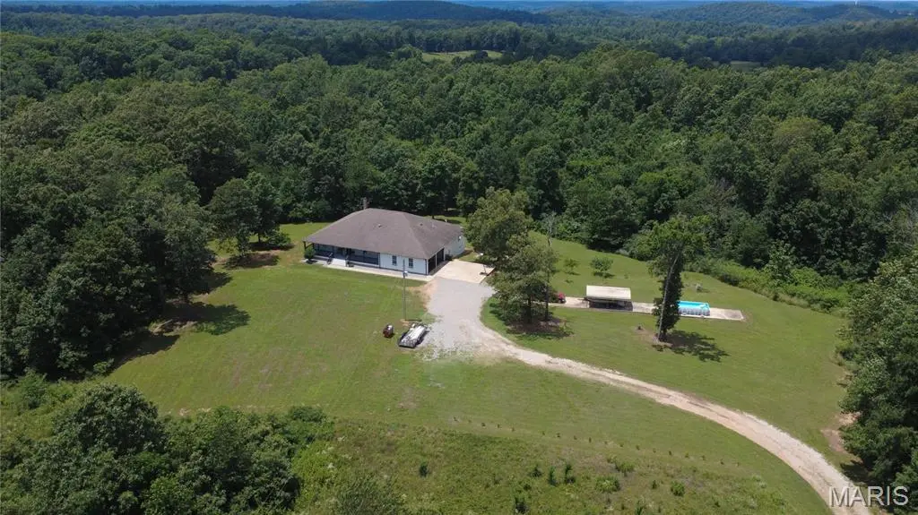 106 Sunfish LN, Doniphan, MO 63935