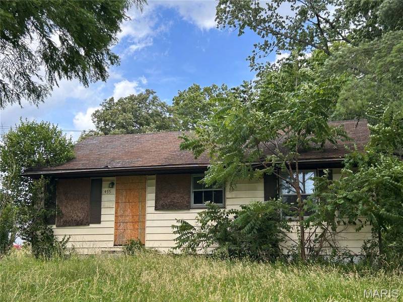 455 Midlothian RD, St Louis, MO 63137