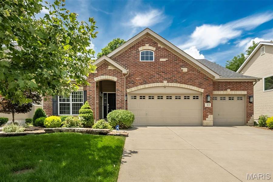 83 S Ridgewynd CT, Lake St Louis, MO 63367