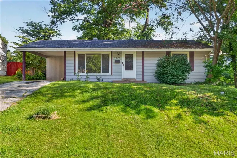 7017 Foxcroft DR, St Louis, MO 63123