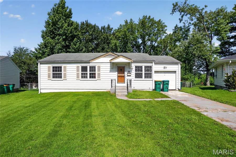 10151 Dwight DR, St Louis, MO 63137