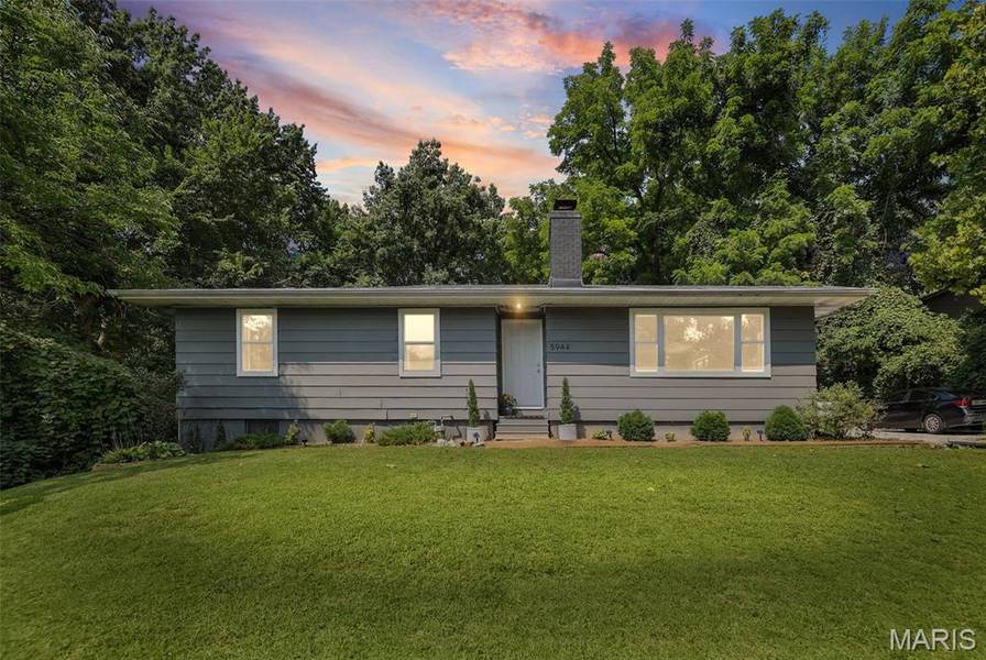 5944 Sugar Loaf RD, Collinsville, IL 62234