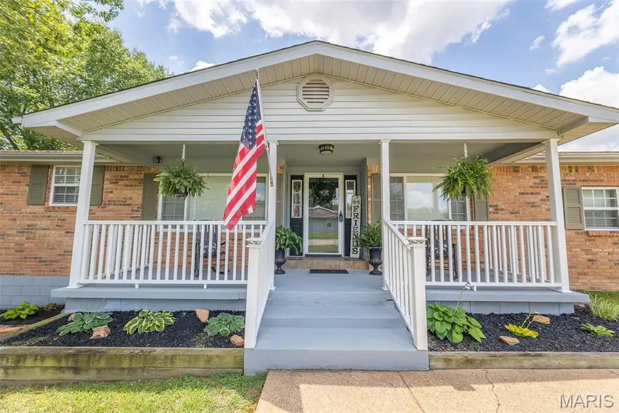 2006 Kysar RD, Poplar Bluff, MO 63901