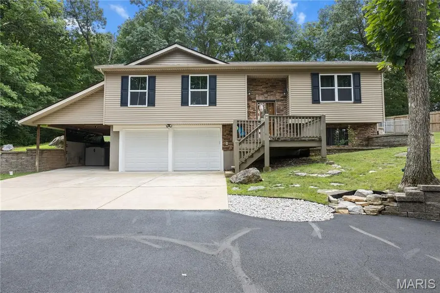 5116 Darrell DR, Imperial, MO 63052