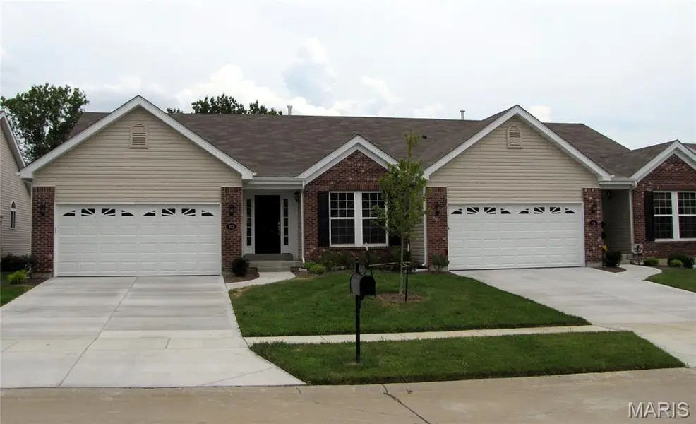 110 Fallon Villa CT, O'fallon, MO 63368