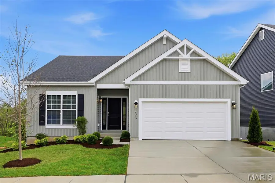 2337 Castle Hill DR, Rolla, MO 65401