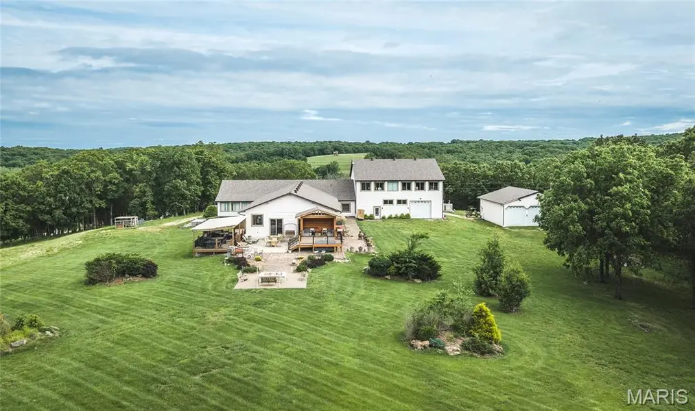 2264 Wurtz RD, Hermann, MO 65041
