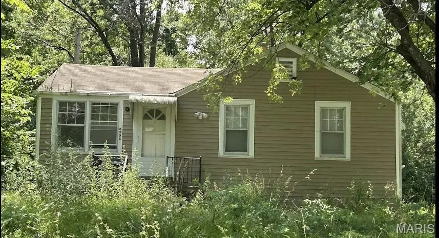 8908 Ramona AVE, St Louis, MO 63121