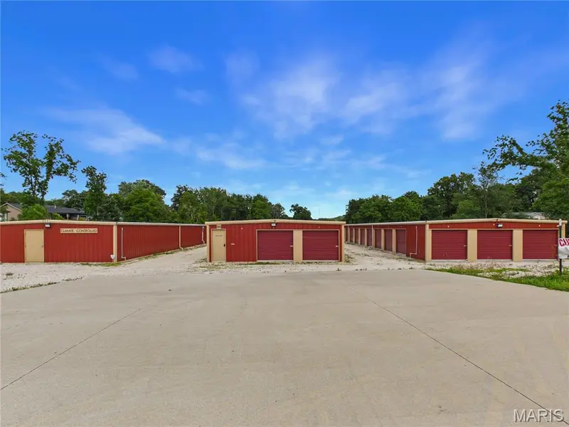 687 S Old Orchard RD, Jackson, MO 63755