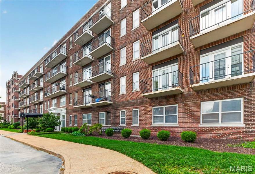5630 Pershing AVE #50, St Louis, MO 63112