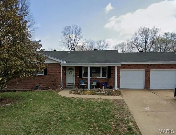159 Ranchmoor TRL, Ellisville, MO 63011