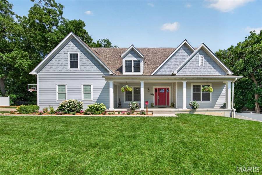 140 S Old Orchard AVE, Webster Groves, MO 63119