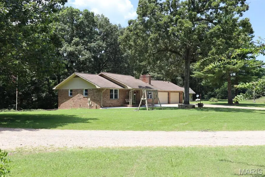 10525 AF HWY, Dexter, MO 63841