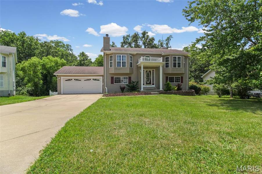 704 Sportsmans CT, Warrenton, MO 63383
