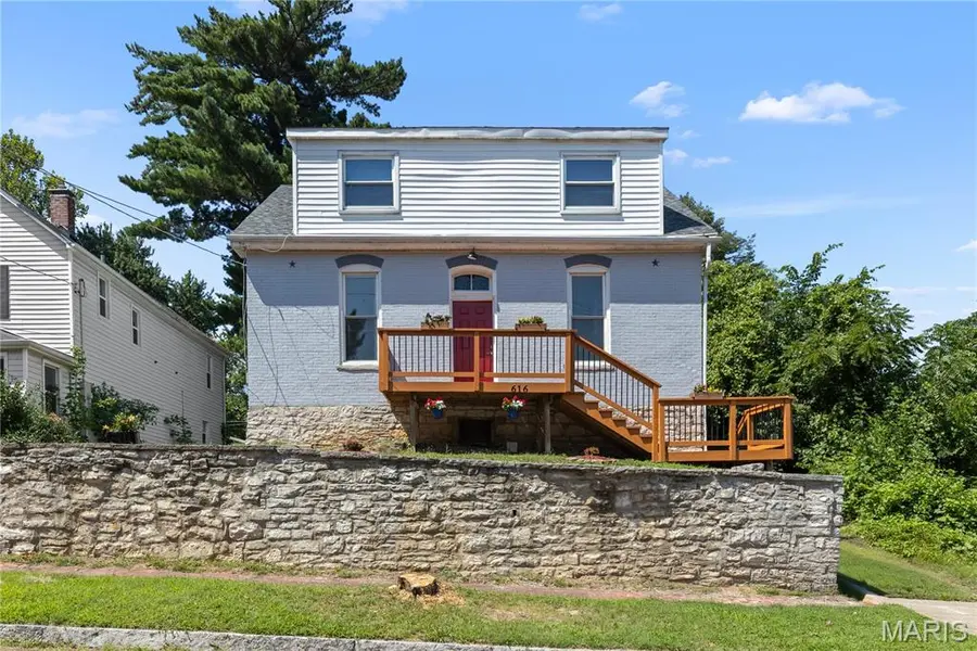 616 E 8th ST, Alton, IL 62002