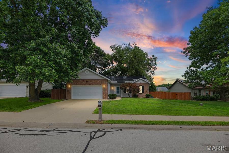 1314 Terrace Green LN, O'fallon, IL 62269
