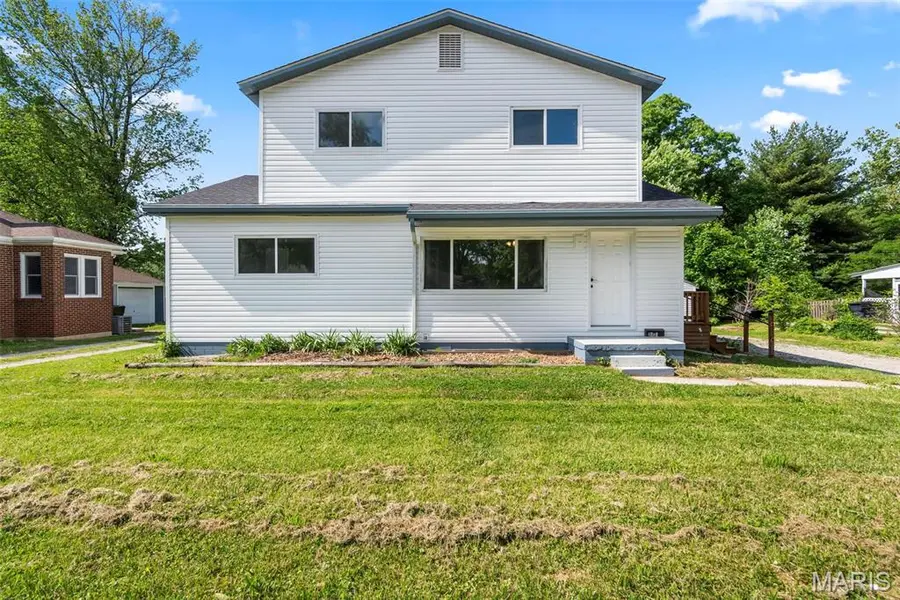 6005 North Belt West, Belleville, IL 62223