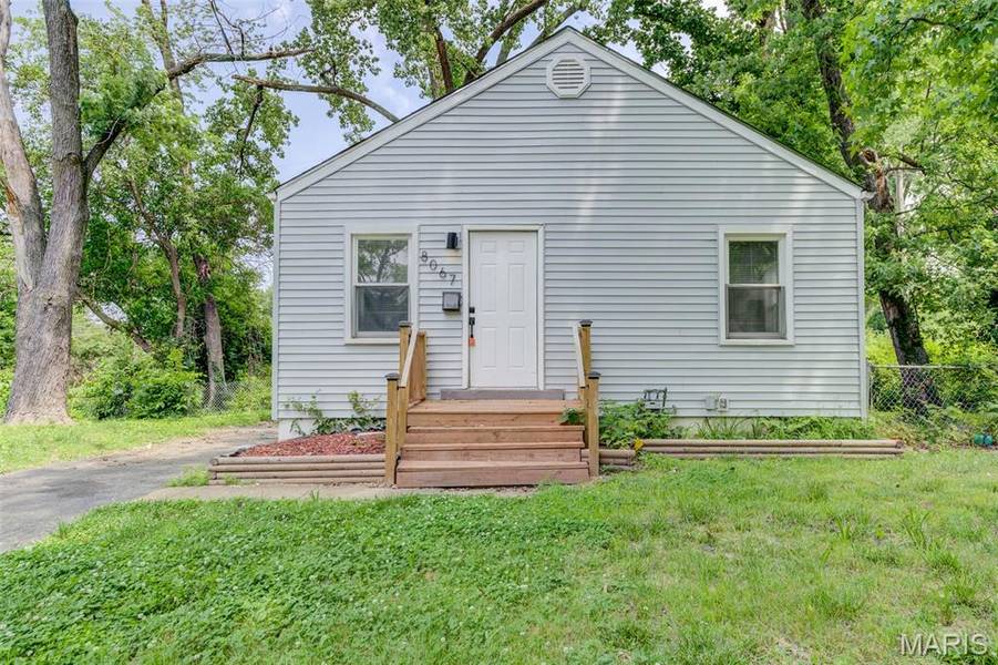 8067 Aline AVE, St Louis, MO 63134