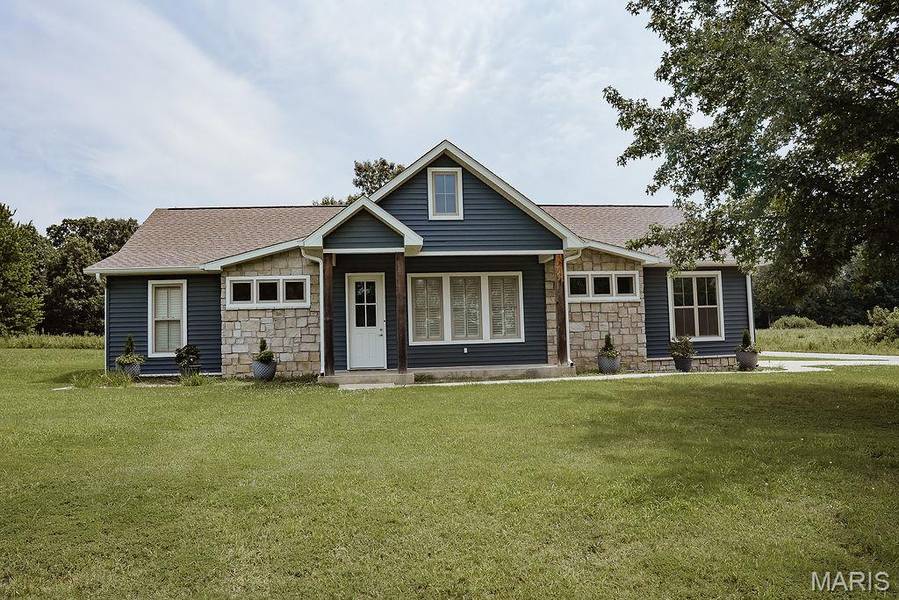 165 Duranda DR, Poplar Bluff, MO 63901
