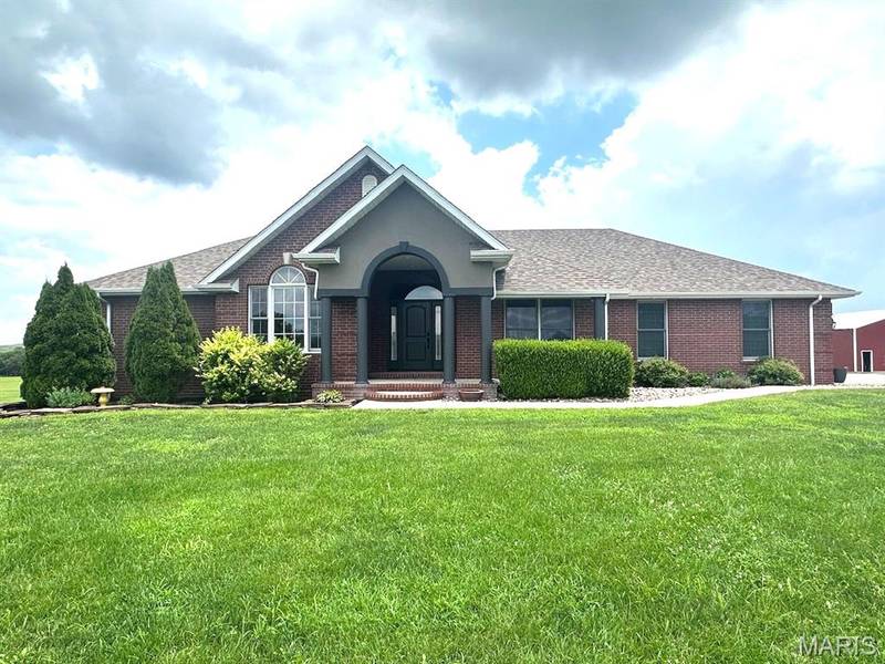 21880 Highway B, Lebanon, MO 65536