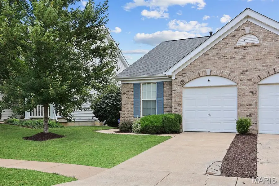 52 Jost Villa DR, Unincorporated, MO 63034