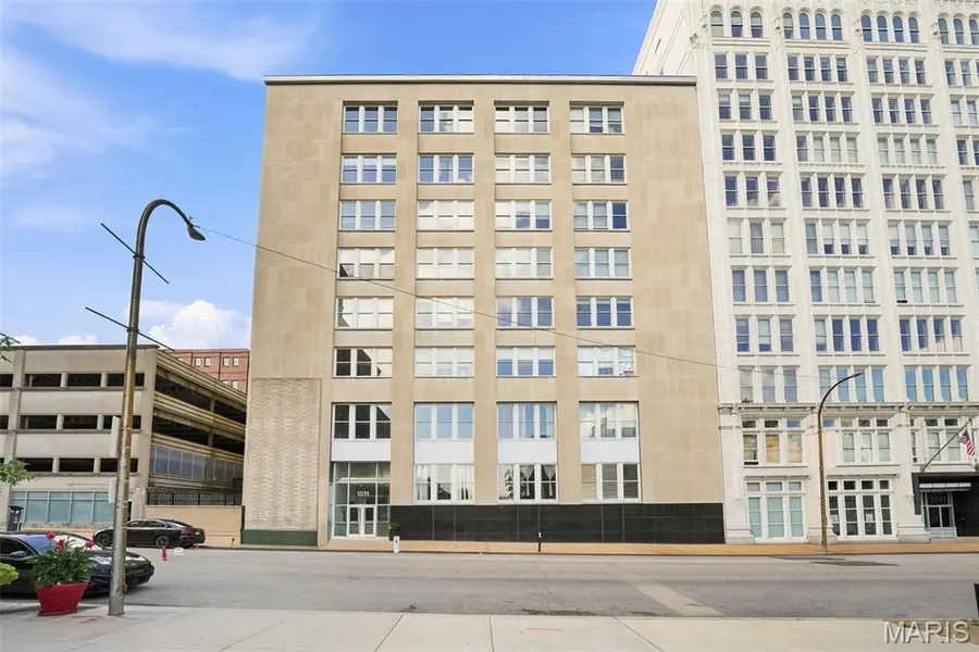 1511 Locust ST #807, St Louis, MO 63103