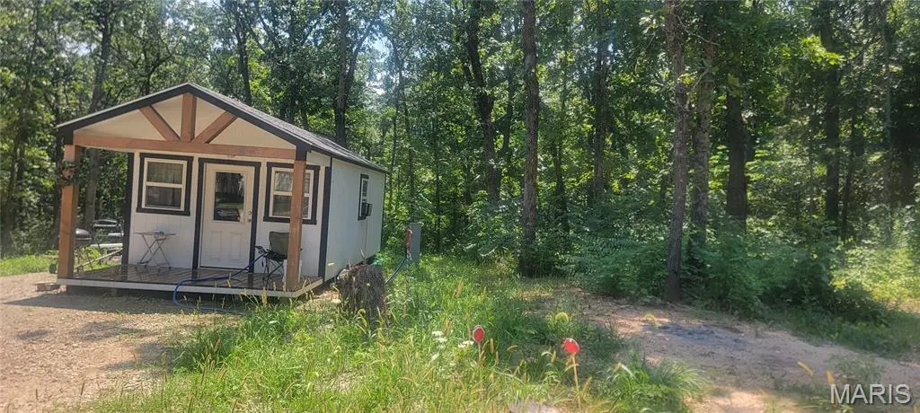 R171 S Melody DR, Leslie, MO 63056