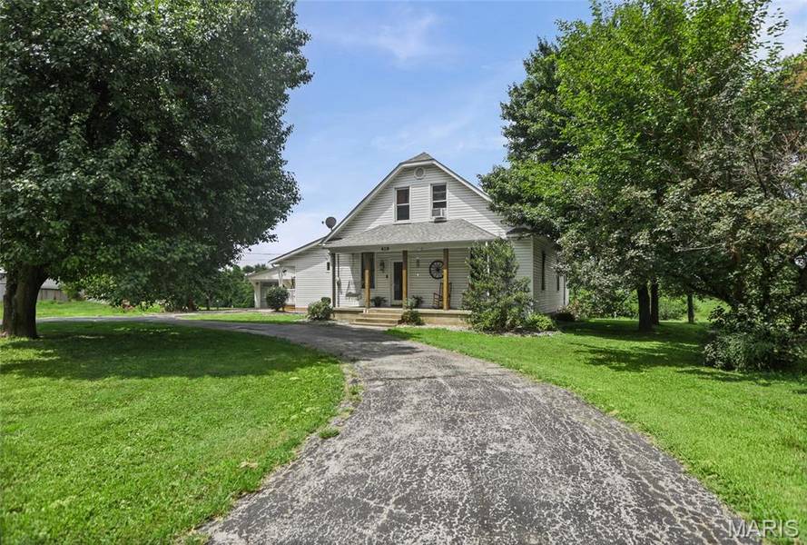 419 Old Rock RD, Granite City, IL 62040
