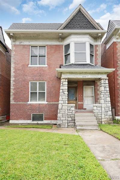 5718 Etzel AVE, St Louis, MO 63112
