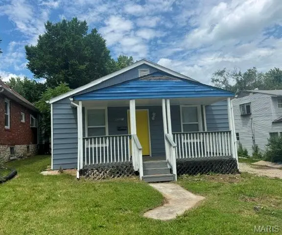 8531 Jane AVE, St Louis, MO 63121
