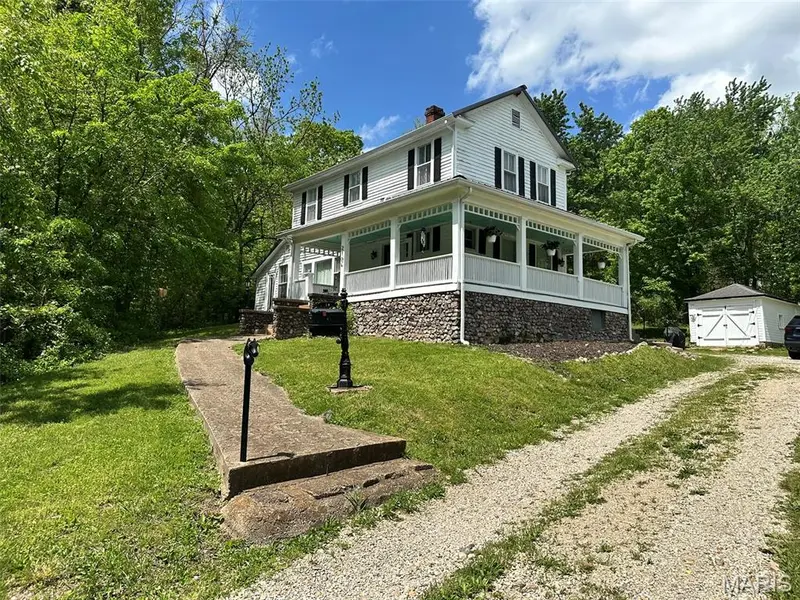210 N Mountain ST, Ironton, MO 63650
