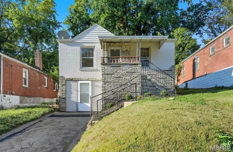 7138 Garesche AVE, Jennings, MO 63136
