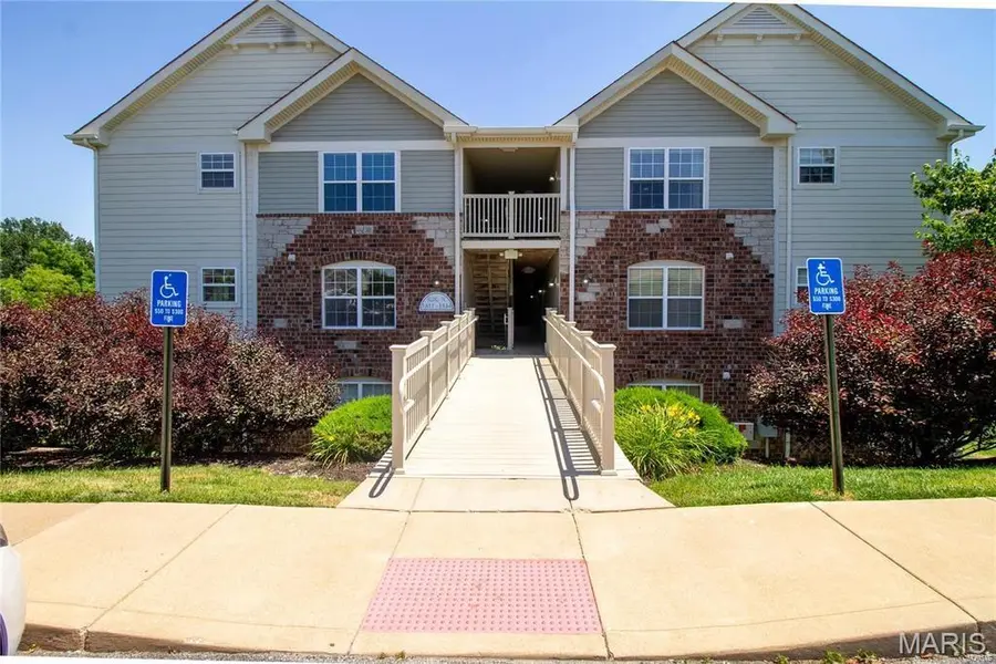 1832 piedmont CT, St Peters, MO 63304